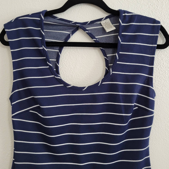 Scoop Neck Striped Nautical Tank Dress with Keyhole Back Detail - Picture 3 of 6